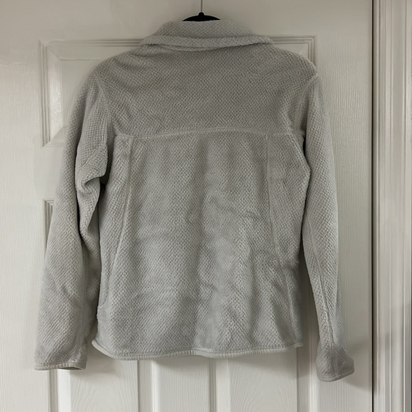 Patagonia Quarter Zip size small - Picture 9 of 9